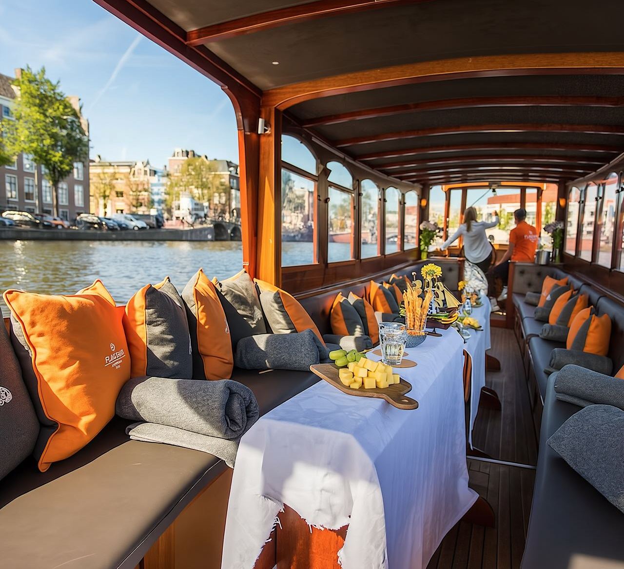 Crociera di lusso ad Amsterdam: partenza dalla Casa di Anne Frank [con bevande e formaggi illimitati/visita guidata approfondita con guida esperta/comfort in ogni condizione meteorologica]