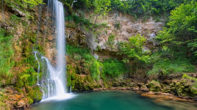 From Belgrade: Best of East (Resava Cave & Lisine Waterfall)