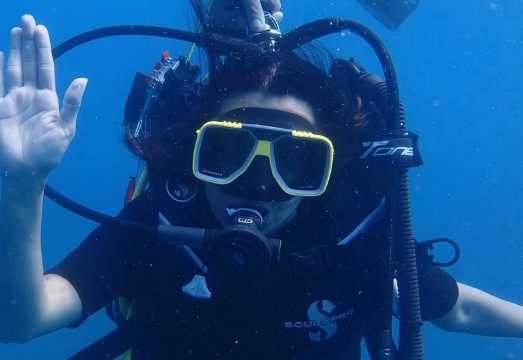 Grand Island Adventure: Diving and Water Sports Thrills