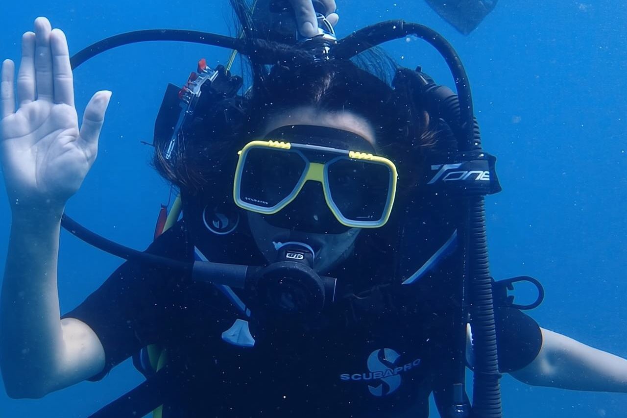 Grand Island Adventure: Diving and Water Sports Thrills