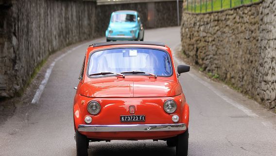 2 hour Vintage FIAT 500 - with breakfast or aperitivo and olive oil tasting at farm