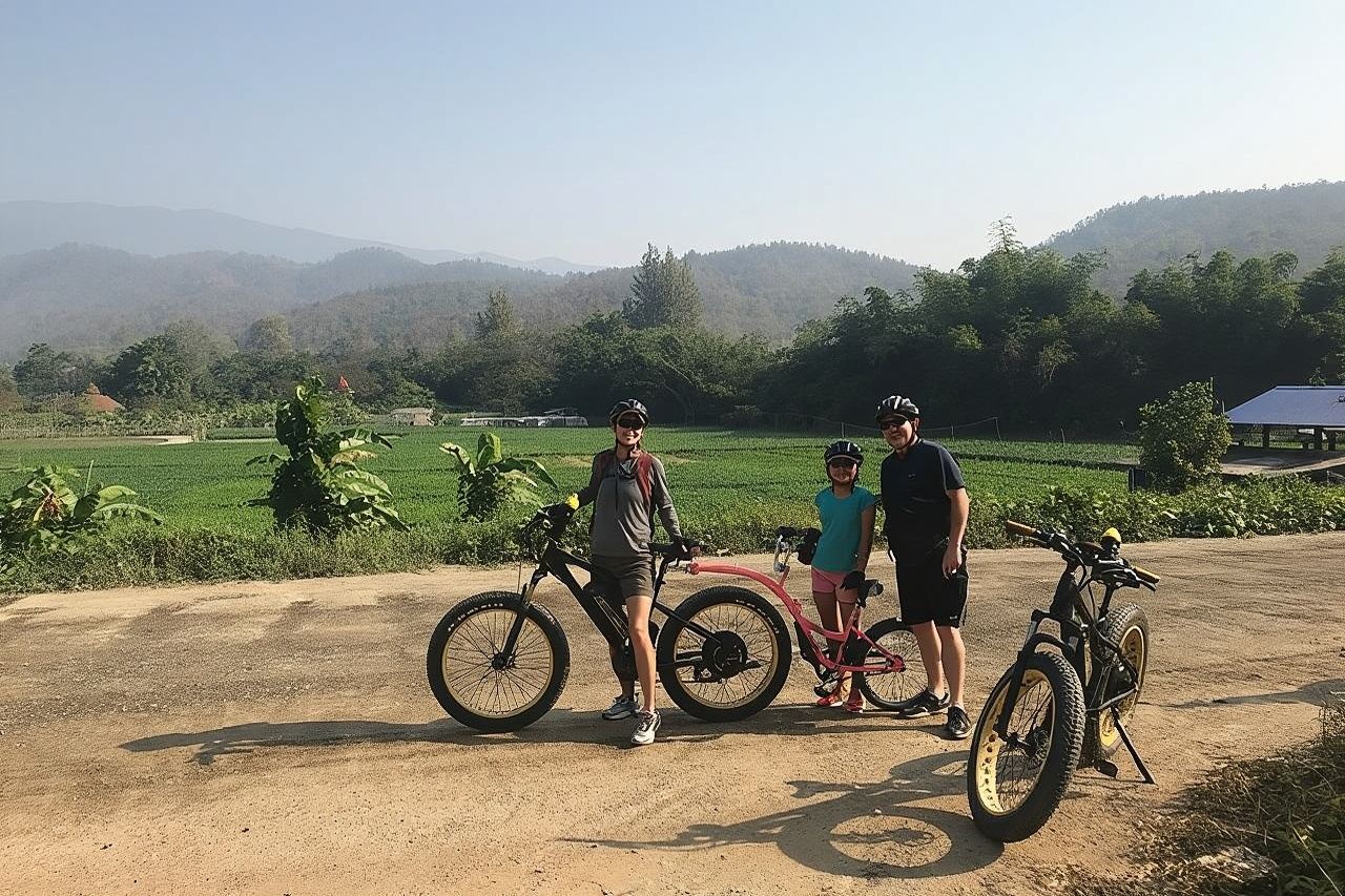 Half-day E-bike Nam Phrae (hilly, fully paved roads, GUIDED)