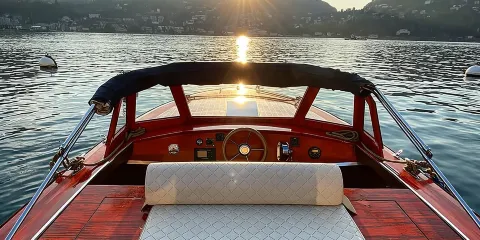 科莫湖私人木船之旅與意大利風情