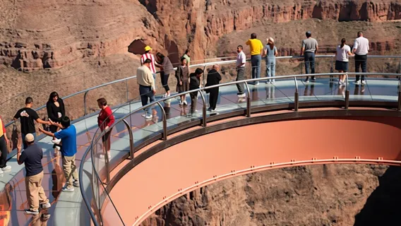 Grand Canyon Skywalk Experience