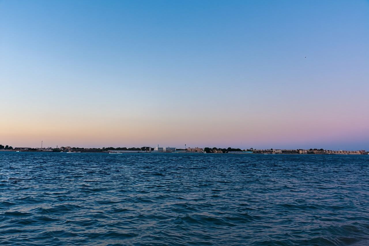 Obhur and beach full-day trip from Jeddah