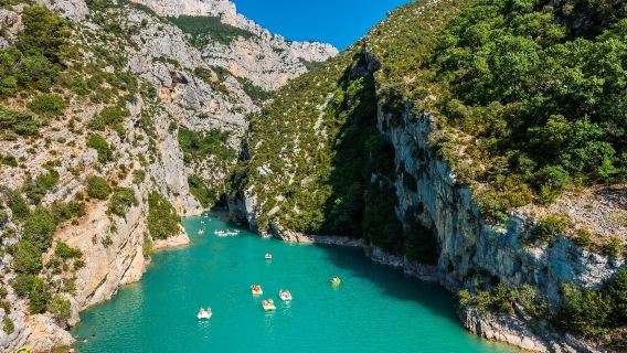 南法經典路線—聖十字湖+陶瓷小鎮：湖光山色與特色小鎮休閒遊