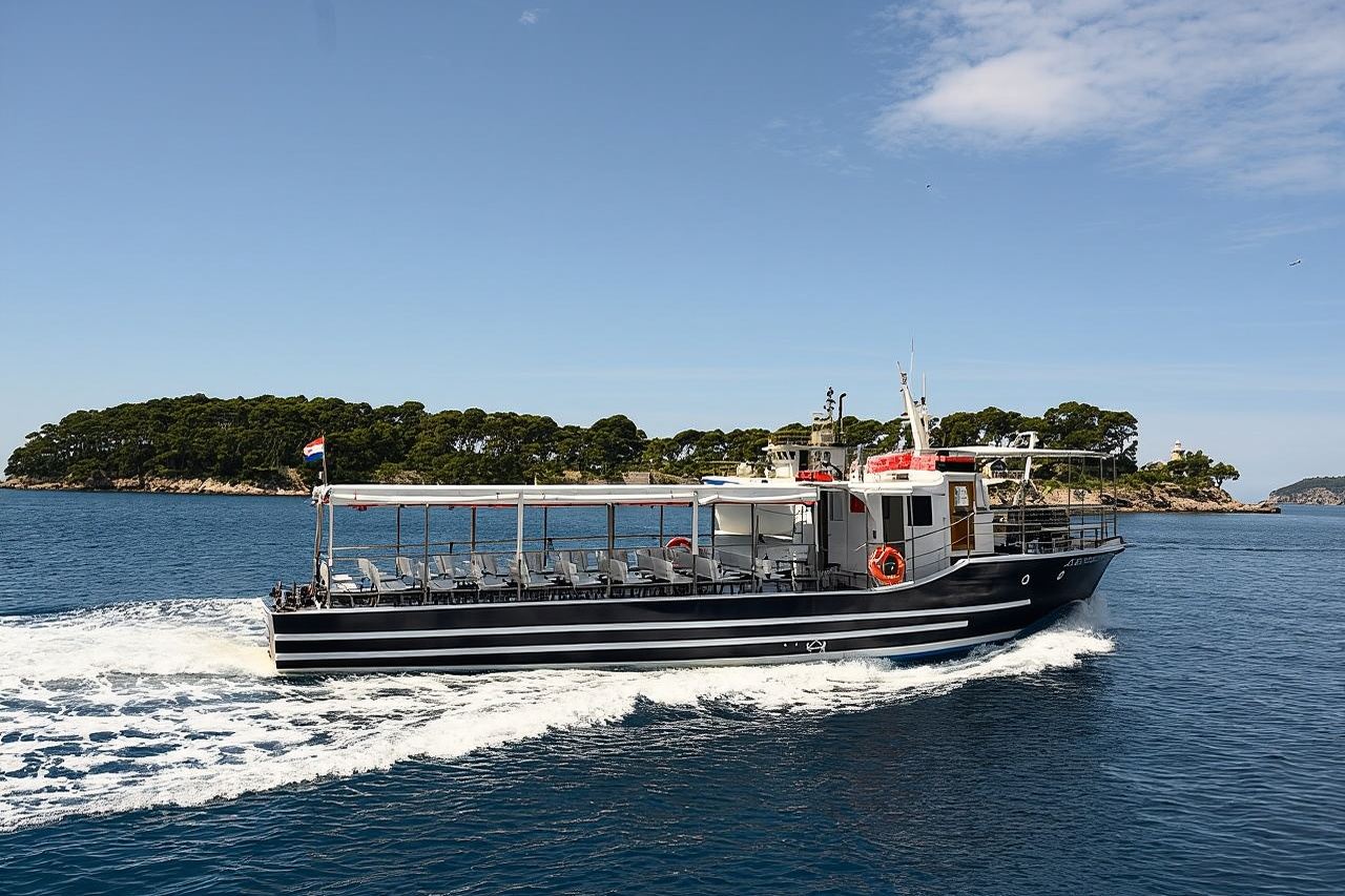 Esplora le isole Elafiti in barca: avventura hop-on-hop-off