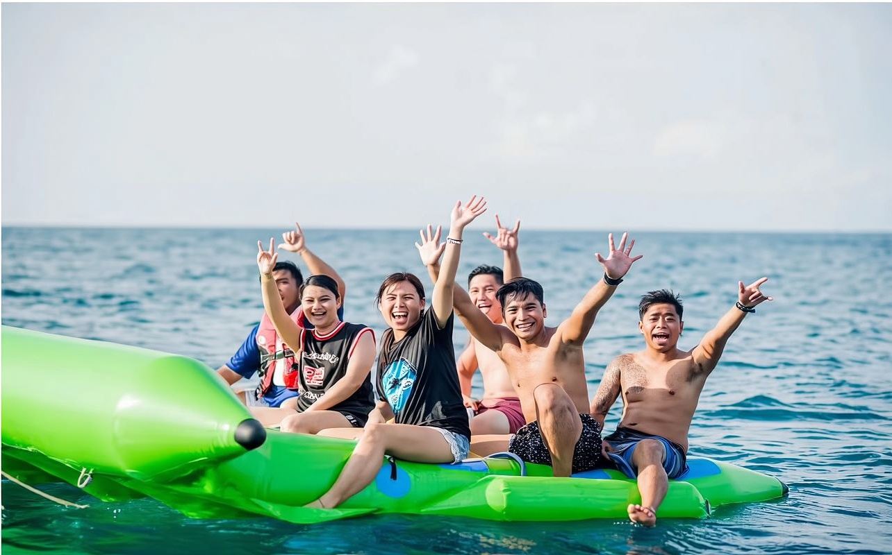 Escursione di mezza giornata alla Baia degli Innamorati di Semporna + attività acquatiche illimitate + guida in inglese