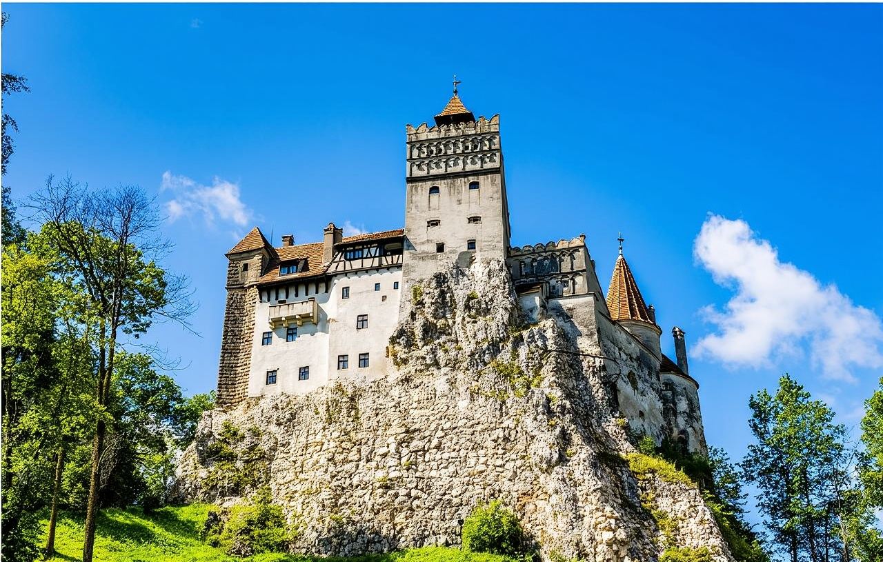 Bran Castle & Peleș Castle & Brasov Tour [Departing from Bucharest] Romania