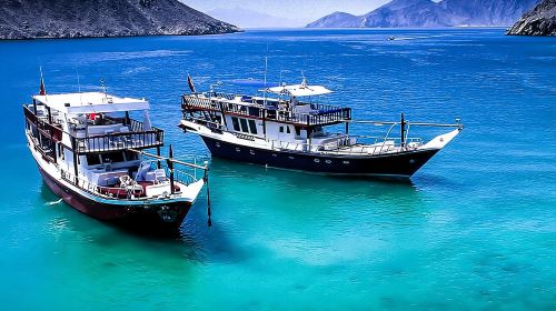Full Day Musandam Dibba Cruise with Buffet Lunch and Snorkelling Day Tours 2