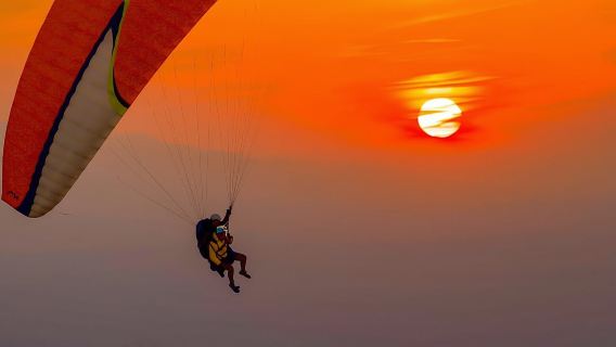Half-Day Paragliding in Marrakech and Atlas Mountains