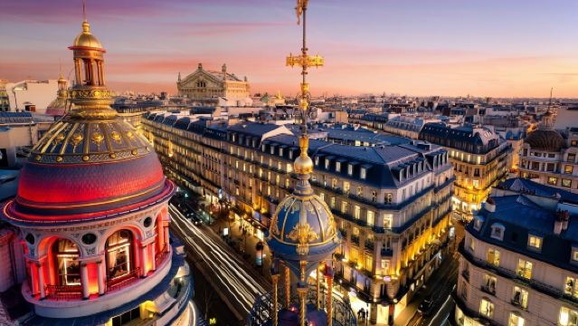 Perancis Tersuai: Muzium Louvre Paris|Avenue des Champs-Élysées|Menara Eiffel [Pemandu Pelancongan dengan Sewaan Kereta]