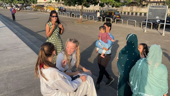 Mumbai: Private Sightseeing Tour with Top Highlights