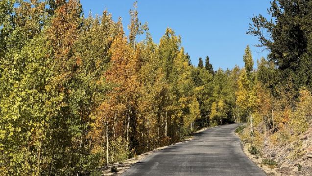 ลีดวิลล์: ทัวร์ขี่จักรยานไฟฟ้าชมประวัติศาสตร์เมืองลีดวิลล์ 2 ชั่วโมง