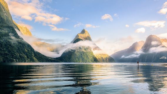 Ab Queenstown: Milford Sound Premium Tagestour und Kreuzfahrt
