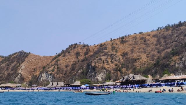 SANTA MARTA: Tour con entrada al acuario y traslado a Playa Blanca