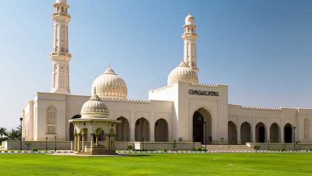 Full-Day Salalah City Tour: Mosque, Frankincense Museum, Souqs & Cultural Landmarks