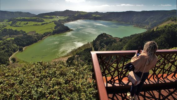 São Miguel East Van Tour with Lunch: Furnas & Nordeste