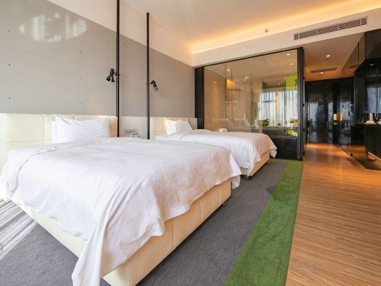 Cineaste Garden Hotel Room Type - Superior 2-Bed Room