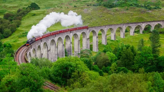 perjalanan satu hari Glenfinnan dan Fort William [Lokasi Syuting Harry Potter | Tur Jembatan Layang | Pemandu Berbahasa Inggris]