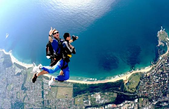 悉尼臥龍崗紐卡素高空海景跳傘【可接送/含稅+贈跳傘證書/專業教練1對1指導】