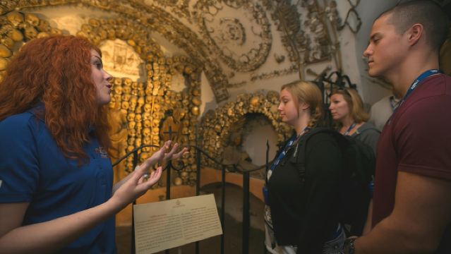 The Original Roman Crypts and Catacombs Tour with Transfers