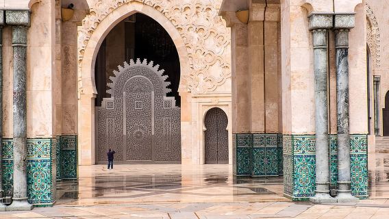Private Guided Tour of Casablanca Including Mosque Entrance