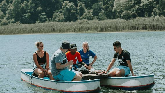 All Inclusive : Wanagiri Hill Jungle Treking & Canoying Cross The Lake