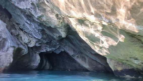 Tour tham quan hang động xanh lam và xanh lục từ Dubrovnik, tàu cao tốc riêng