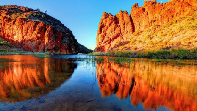 West MacDonnell Ranges Day Trip from Alice Springs