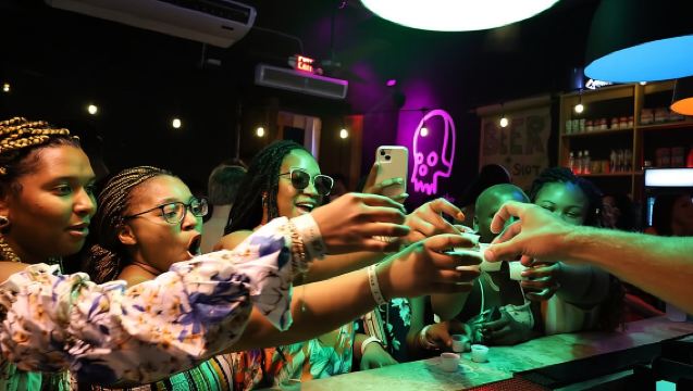 Old San Juan Bar Crawl: Experience Local Hotspots