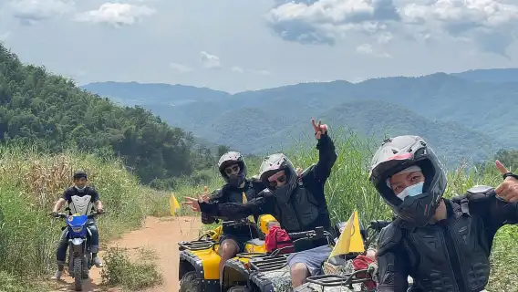 清萊 ATV 風景之旅和菠蘿農場之旅