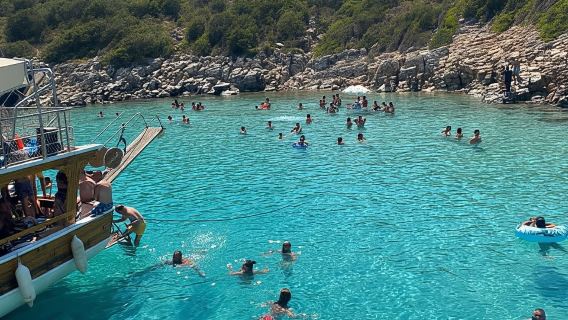 Bodrum: Tour đảo Cleopatra kèm bữa trưa và điểm dừng bơi lội