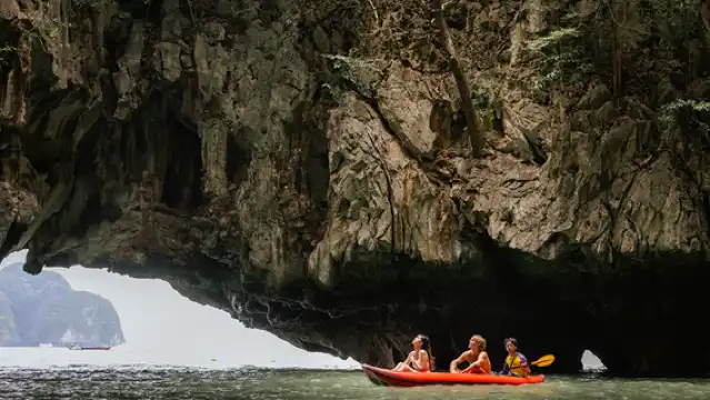 普吉島攀牙灣出海一日遊【自營船隻|日落星光之旅|皮艇探險