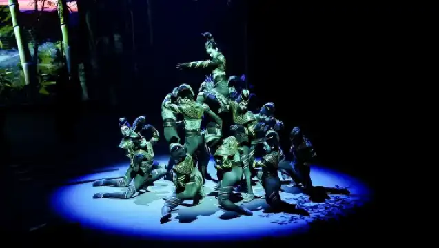 [Wuhan] The Han Show Theatre show/concert ticket (Lakeside "Red Lantern" + immersive land-water-air spectacular)