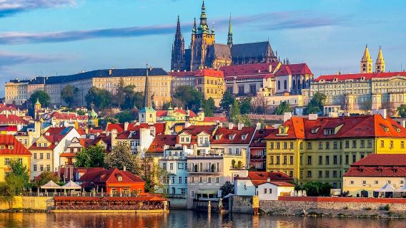 捷克布拉格一日遊專業中文地陪  陪同導遊/景區導覽/翻譯/商務對接