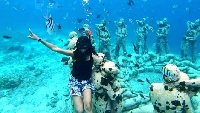 Gili Trawangan Adventure: Snorkeling, Beachside Lunch & Sunset Escape