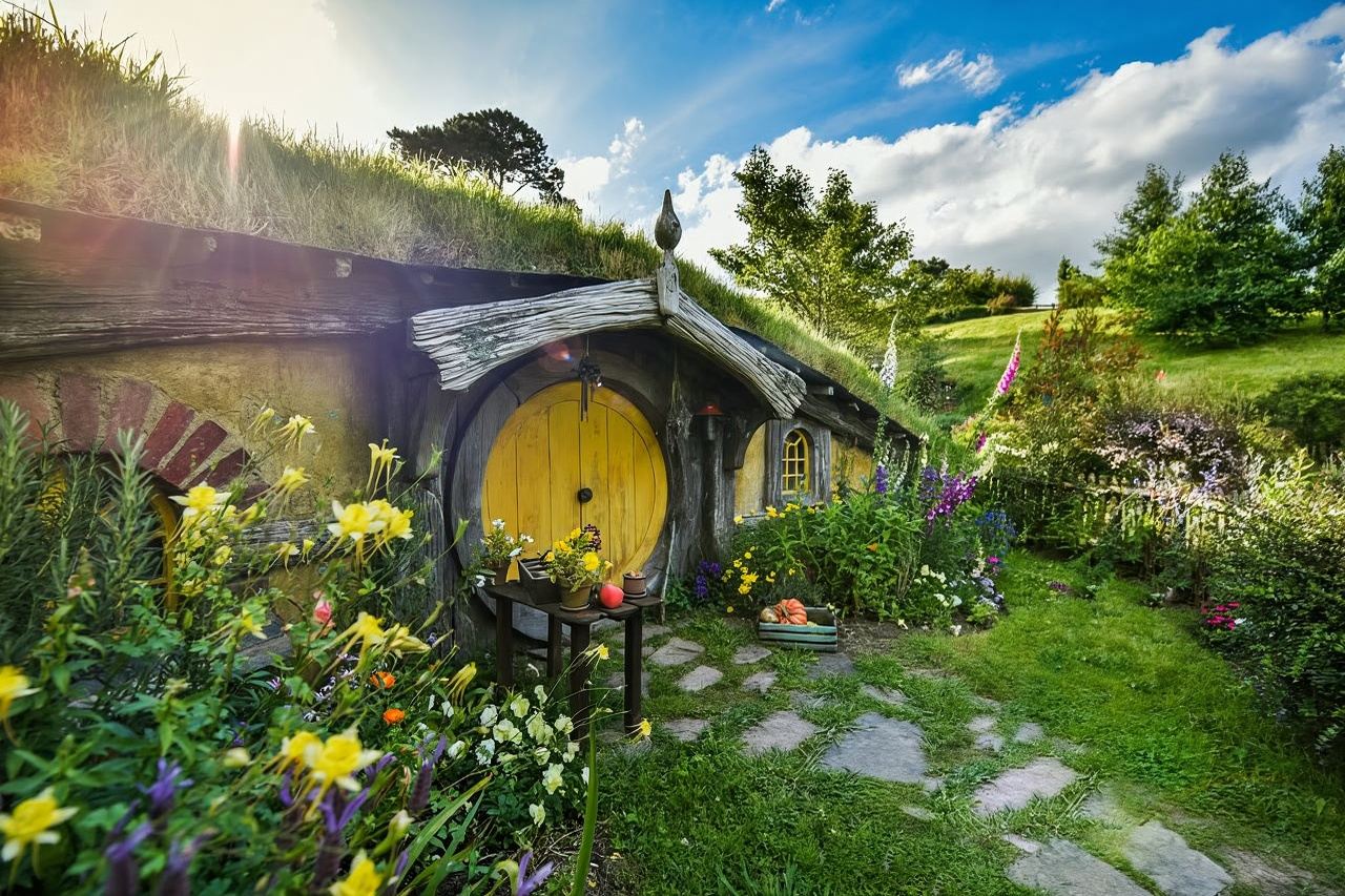 紐西蘭奧克蘭【霍比特人村+懷託摩螢火蟲洞+中文】一日遊