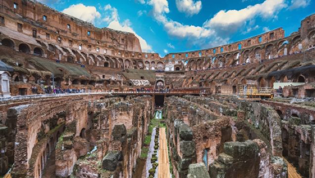 義大利羅馬【布拉恰諾來回+競技場+威尼斯廣場】中文包車一日遊