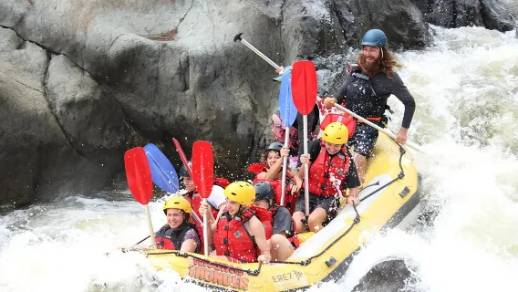 Rafting sur la rivière Barron : Cairns, Port Douglas ou location de voiture