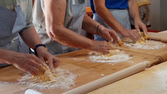 Lezione con Chef di Cucina Tradizionale Bolognese