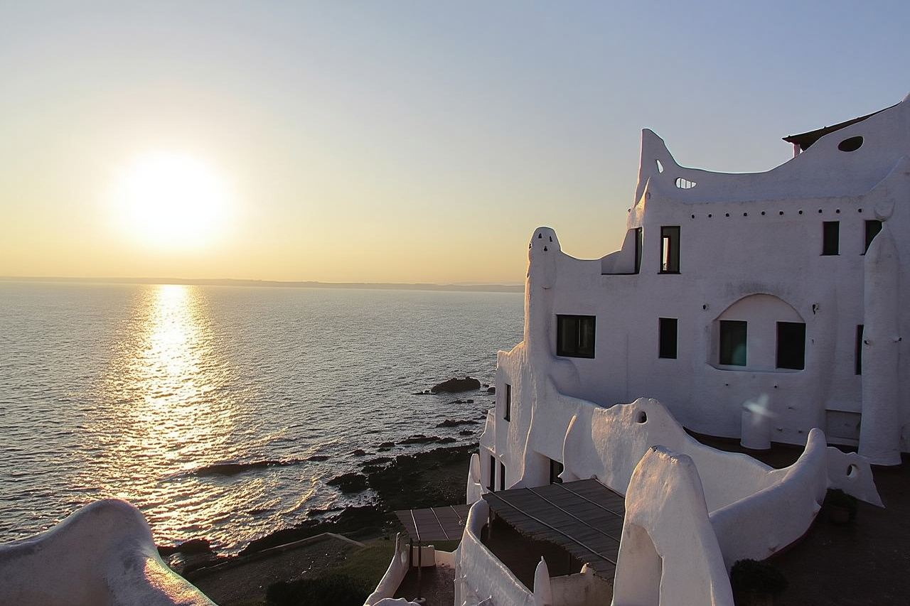 From Montevideo to Punta del Este Complete