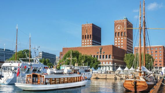 Oslo Highlights. Best Private Walking Tour of Oslo with a Local Guide.