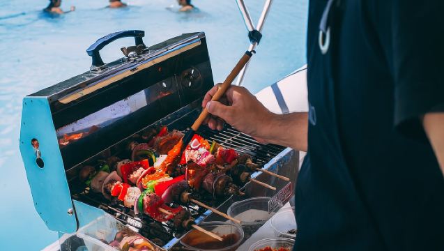 Laguna Grill - Private Boat with on-board BBQ and Drinks Included