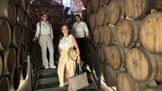 Развлечения на фабрике текилы, Хосе Куэрво и волшебный город текилы.