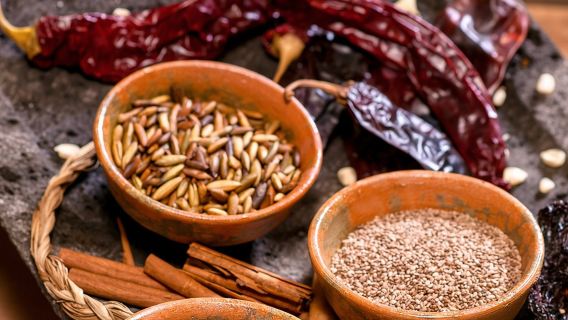 Guatemalan Cooking Class & Market Tour