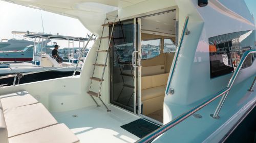 Sail on Yacht Cruise Along Dubai Coastline Transport Passes 2
