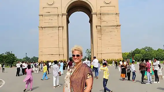 デリー：ピックアップとハイライト付きのプライベート半日市内ツアー