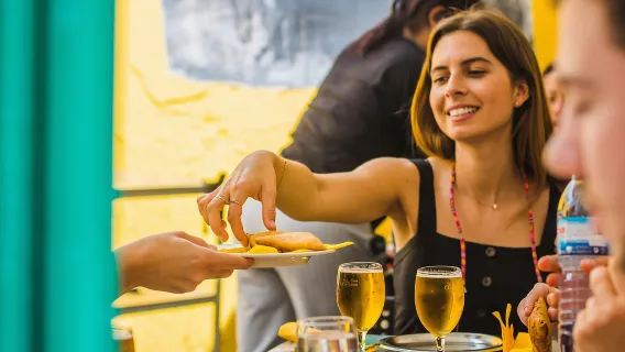 Lisbon: Tour nếm thử rượu vang và ẩm thực có hướng dẫn