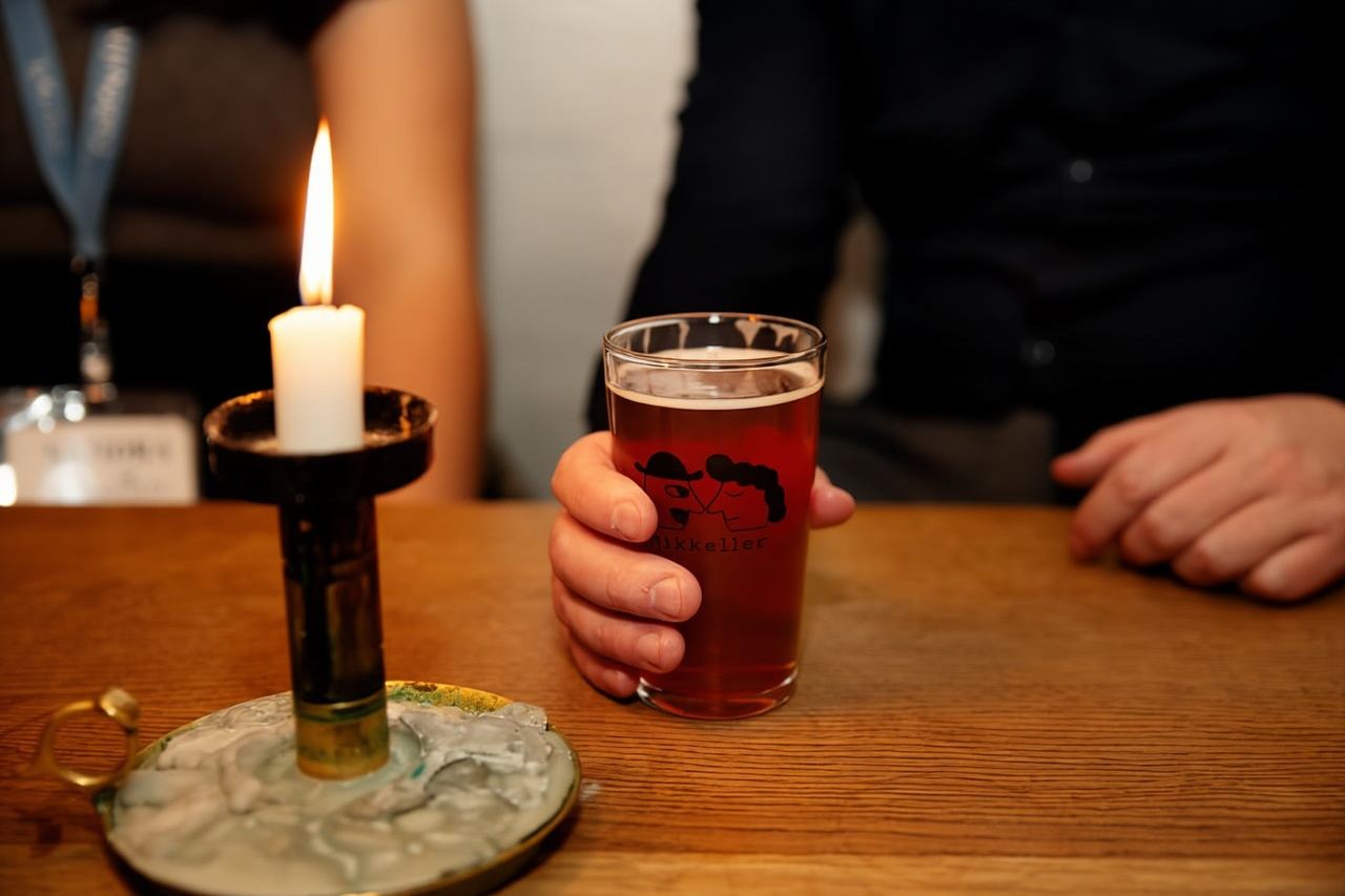 Copenhagen: Small Group Neighborhood Tour with Beer & Pubs